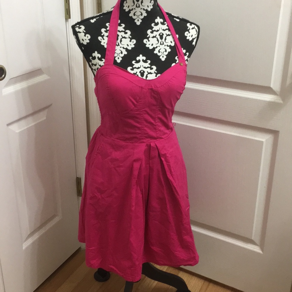 Dress - Picture 5 of 8